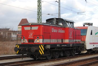 Uwe Adams Lok 2 mit 128 001-5; ©Steffen Kloseck